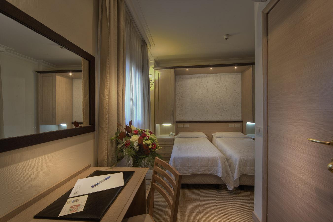 Hotel Galileo Rome Bagian luar foto